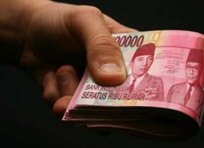 Adab Menghutangi Orang Lain
